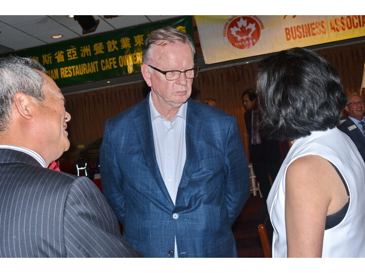 敘利亞難民迎新宴會