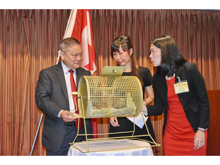 敘利亞難民迎新宴會