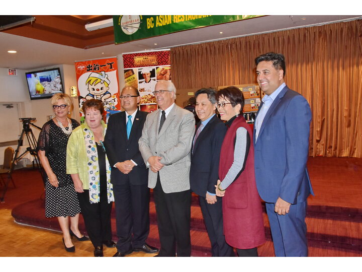 敘利亞難民迎新宴會