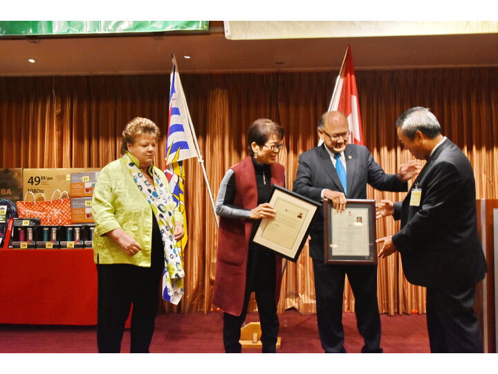 敘利亞難民迎新宴會