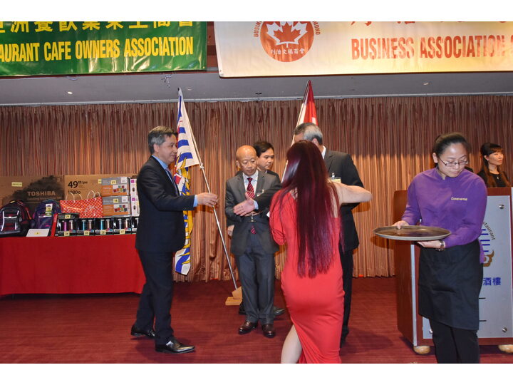 敘利亞難民迎新宴會