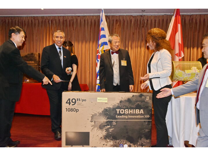 敘利亞難民迎新宴會