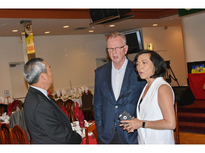 敘利亞難民迎新宴會