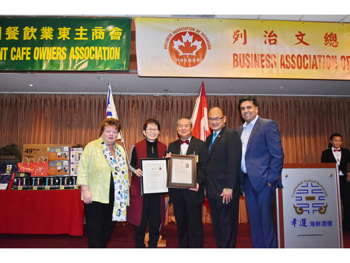 敘利亞難民迎新宴會