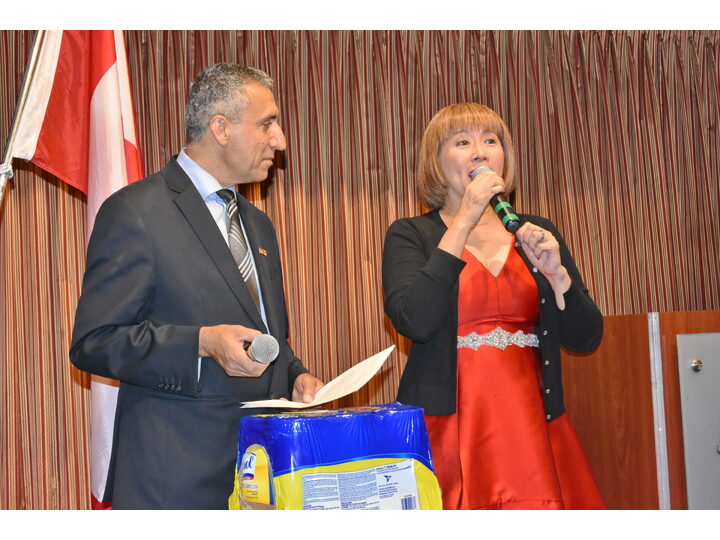 敘利亞難民迎新宴會