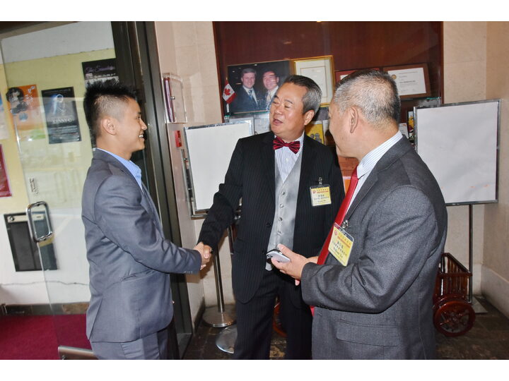 敘利亞難民迎新宴會