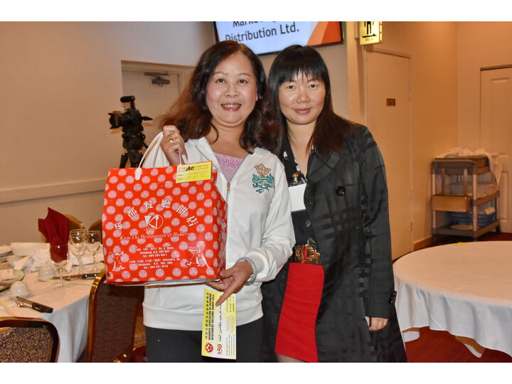 敘利亞難民迎新宴會