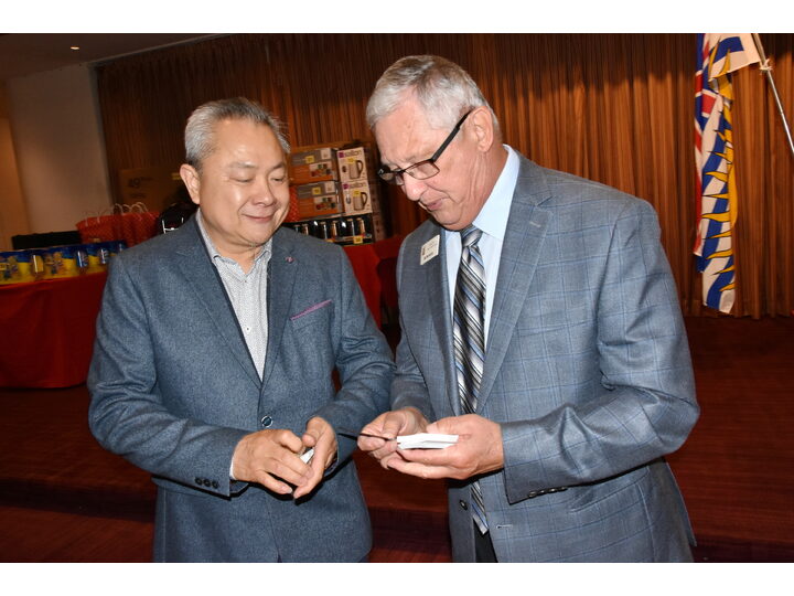 敘利亞難民迎新宴會