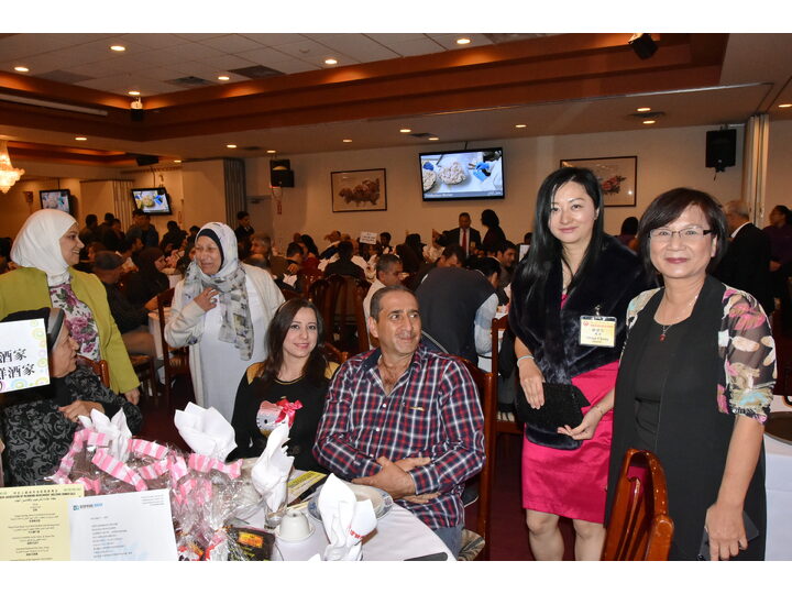 敘利亞難民迎新宴會