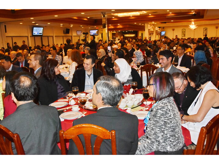 敘利亞難民迎新宴會