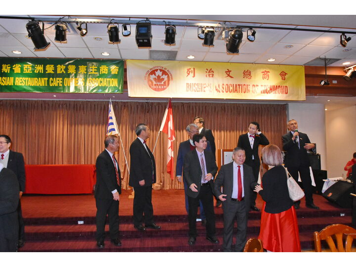 敘利亞難民迎新宴會