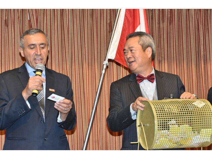 敘利亞難民迎新宴會