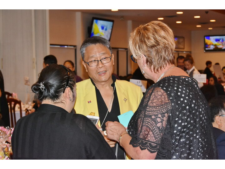 敘利亞難民迎新宴會