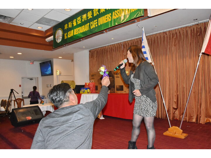 敘利亞難民迎新宴會