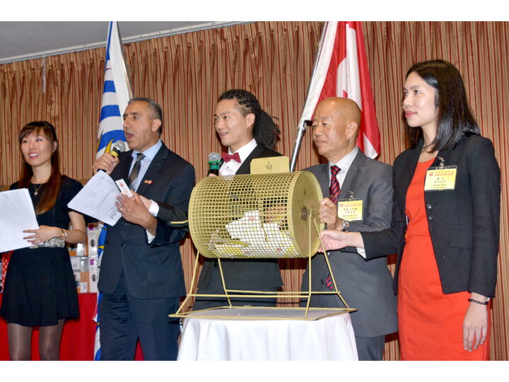 敘利亞難民迎新宴會