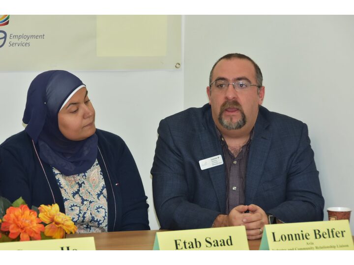 列治文招聘會記者招待會