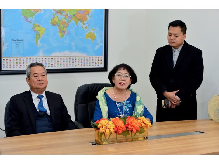 列治文總商會與越南 CAPA 訪問團簽署合作意向書